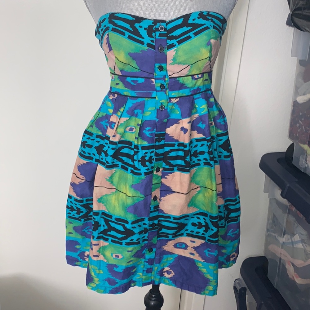 Strapless beautiful dress 👗.